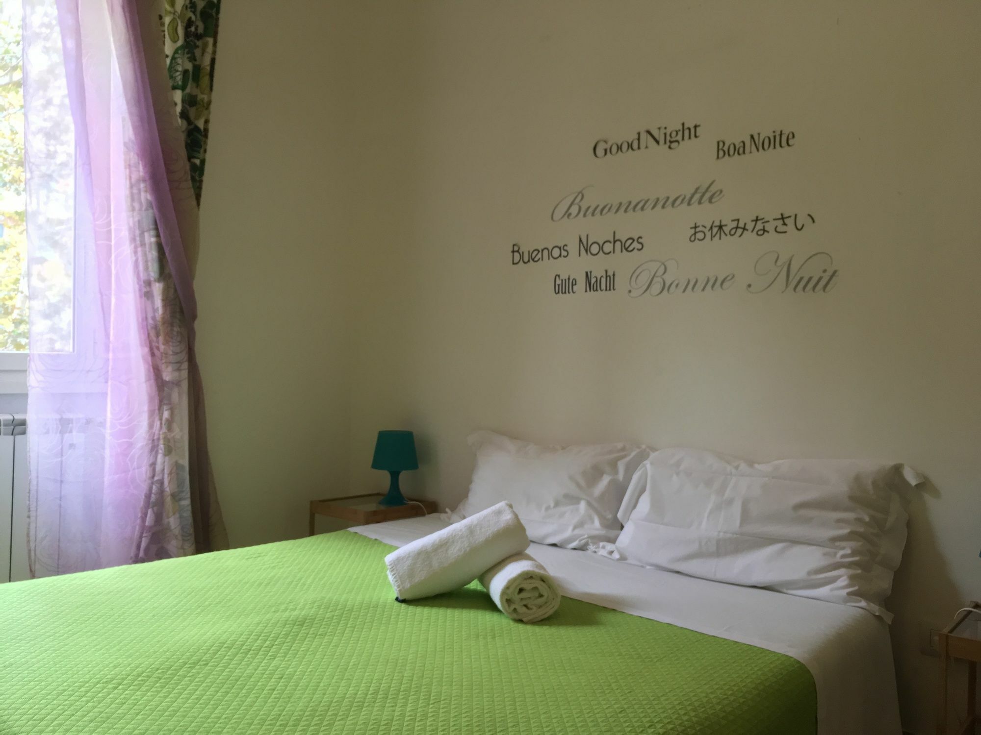 רומא Giuly Guesthouse מראה חיצוני תמונה