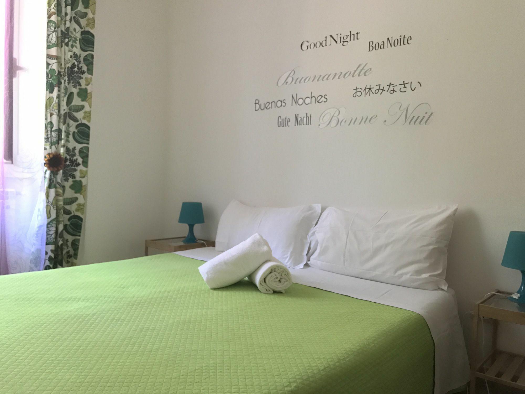 רומא Giuly Guesthouse מראה חיצוני תמונה