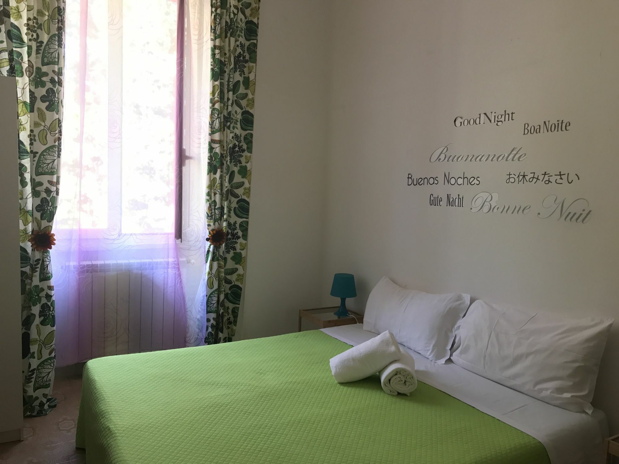 רומא Giuly Guesthouse מראה חיצוני תמונה