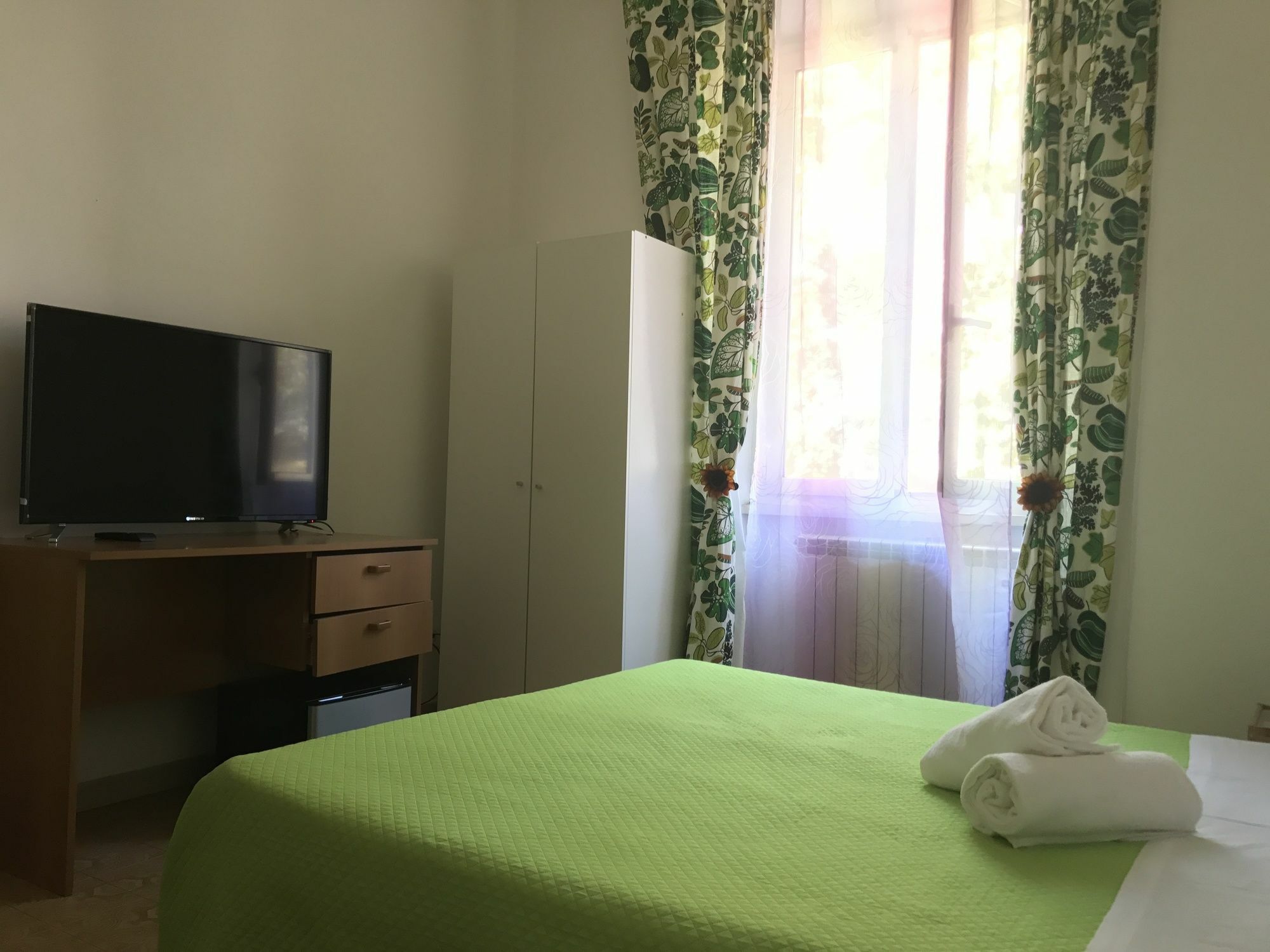 רומא Giuly Guesthouse מראה חיצוני תמונה